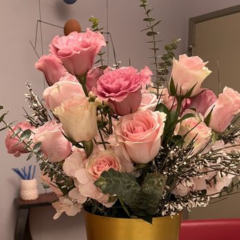 La Fleurel - Flowers & note delivered - Florists Near Me - Valley Village, California La Fleurel - Flowers & note delivered - Florists Near Me - Valley Village, California