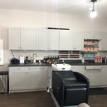 Olistica Organic Beauty - Shampoo Bed - Hair Salons Near Me - Kaukauna, Wisconsin Olistica Organic Beauty - Shampoo Bed - Hair Salons Near Me - Kaukauna, Wisconsin