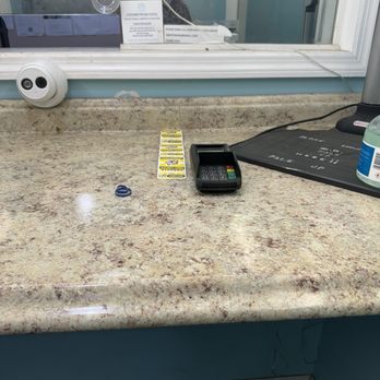 B&M Towing - Credit /debit that "doesn't work " today but according to other reviews it never works when customers come in . - Towing Near Me - Arverne, New York B&M Towing - Credit /debit that "doesn't work " today but according to other reviews it never works when customers come in . - Towing Near Me - Arverne, New York