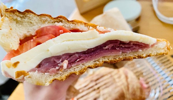 Piccoli To-Go by null