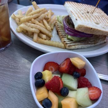 Millie's Cafe - Pasadena - Hamburger on sourdough with fries and a side of fruit - Breakfast & Brunch Near Me - Pasadena, California Millie's Cafe - Pasadena - Hamburger on sourdough with fries and a side of fruit - Breakfast & Brunch Near Me - Pasadena, California