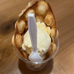 Queen Tea - The Avenue West Cobb - Bubble Egg Waffle with vanilla ice cream. So yummy!! It smells delightful.