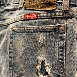 Nice selection of vintage Levi and Wrangler jeans Nice selection of vintage Levi and Wrangler jeans