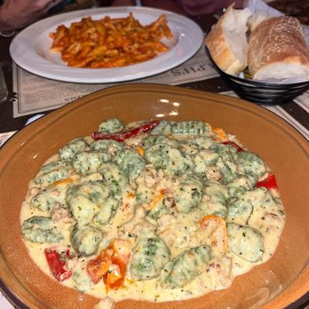 Ralphs Italian Restaurant - Spinach gnocchi in garlic cream - Italian Near Me - Philadelphia, Pennsylvania
