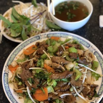 Pho Kim Long - Stir fry beef pho - Vietnamese Near Me - San Jose, California Pho Kim Long - Stir fry beef pho - Vietnamese Near Me - San Jose, California