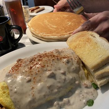 Stepping Stone Cafe - Bad Ass Omelet and "short stack" pancakes - American Near Me - Portland, Oregon Stepping Stone Cafe - Bad Ass Omelet and "short stack" pancakes - American Near Me - Portland, Oregon