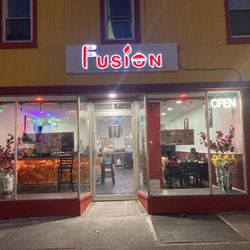 We make good and delicious foods in neighbourhood