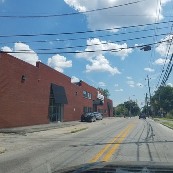 Roberts Camera - Photography Stores & Services Near Me - Indianapolis, Indiana