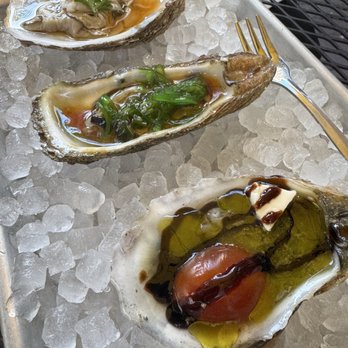 Common Restaurant - Caprese, wakuma, ghost pepper oysters - Cocktail Bars Near Me - Savannah, Georgia Common Restaurant - Caprese, wakuma, ghost pepper oysters - Cocktail Bars Near Me - Savannah, Georgia