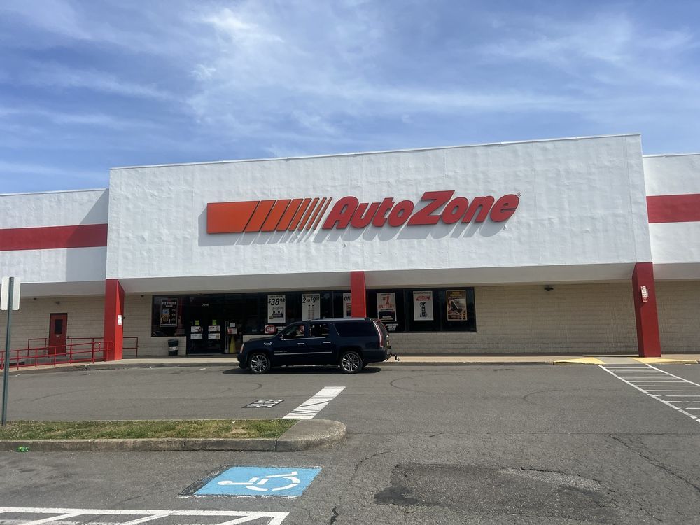AUTOZONE Updated August 2024 7150 W Broad St, Richmond, Virginia