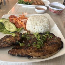 Pho Viet Mai