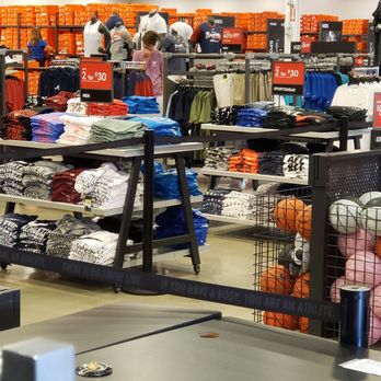 Nike Factory Store - Dawsonville - Shoe Stores Near Me - Dawsonville, Georgia
