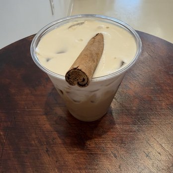MolaMola Coffee - Coffee & Tea Near Me - Los Angeles, California