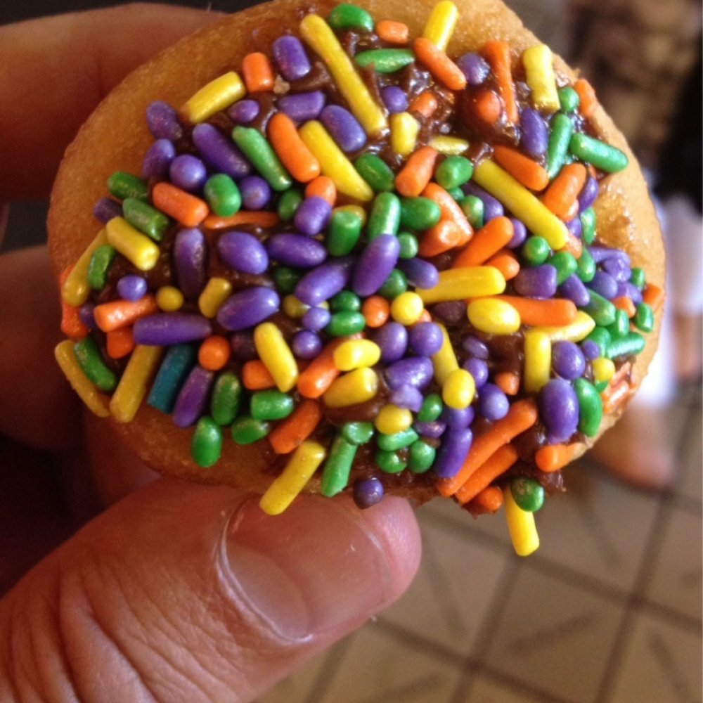 Daily Dozen Doughnut - Bakeries Near Me - Seattle, Washington Daily Dozen Doughnut - Bakeries Near Me - Seattle, Washington