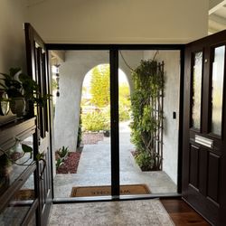 Apollo Retractable Screens by HIS