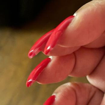 Summer Nails - Paid for shellac and got this, AFTER returning to her to repaint it! It got WORSE! - Nail Salons Near Me - Renton, Washington