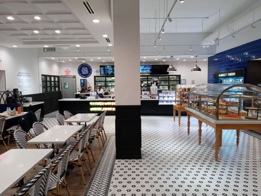 Paris Baguette by null