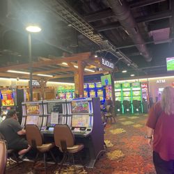 Treasure Valley Casino & Hotel - Slots