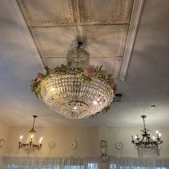 Tea Room - Ceiling chandelier - Desserts Near Me - Miami, Florida Tea Room - Ceiling chandelier - Desserts Near Me - Miami, Florida