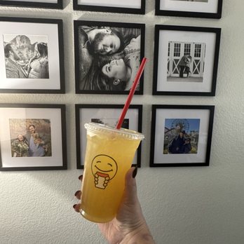 Scooter's Coffee - Pineapple mint quencher - Coffee & Tea Near Me - Tolleson, Arizona Scooter's Coffee - Pineapple mint quencher - Coffee & Tea Near Me - Tolleson, Arizona