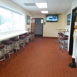Dr Chops Soul Food Cafe - A little seating area.