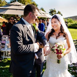 Smart Set Aesthetics - This is when I walked down the aisle, the make up looks great in the sun