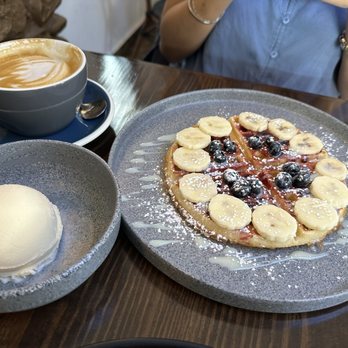 Alchemy Coffe Lab - Sweet waffle - Desserts Near Me - Monterrey, NLE Alchemy Coffe Lab - Sweet waffle - Desserts Near Me - Monterrey, NLE