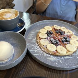Alchemy Coffe Lab - Sweet waffle