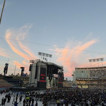 Dodger Stadium - 47FD Row S Seats 1-2 - Stadiums & Arenas Near Me - Los Angeles, California