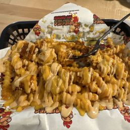 Loaded fries 10/10 Loaded fries 10/10