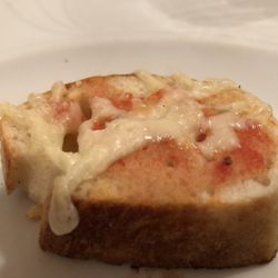 Da Rosetta - Bruschetta (Brot, Tomatensauce, Mozzarella)