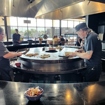 HuHot Mongolian Grill - Fantastic cooks! - Chinese Near Me - Joplin, Missouri HuHot Mongolian Grill - Fantastic cooks! - Chinese Near Me - Joplin, Missouri