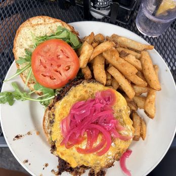 King George II Inn - Black bean burger w/delicious fries - Salad Near Me - Bristol, Pennsylvania King George II Inn - Black bean burger w/delicious fries - Salad Near Me - Bristol, Pennsylvania