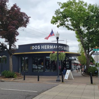 Dos Hermanos Bakery - Exterior - Bakeries Near Me - Beaverton, Oregon