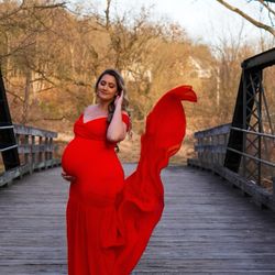 Lux Photography And Videography - Maternity Photo shoot