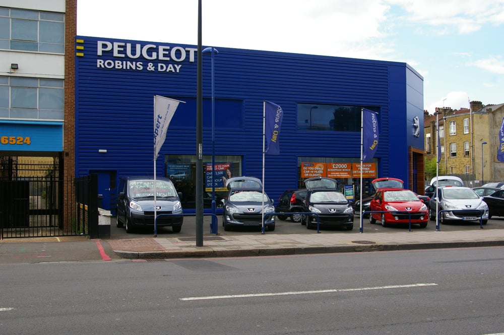 PEUGEOT ROBINS & DAY 332340 Clapham Road, London, United Kingdom