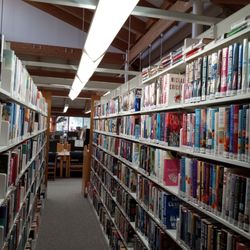 F N Manross Memorial Library