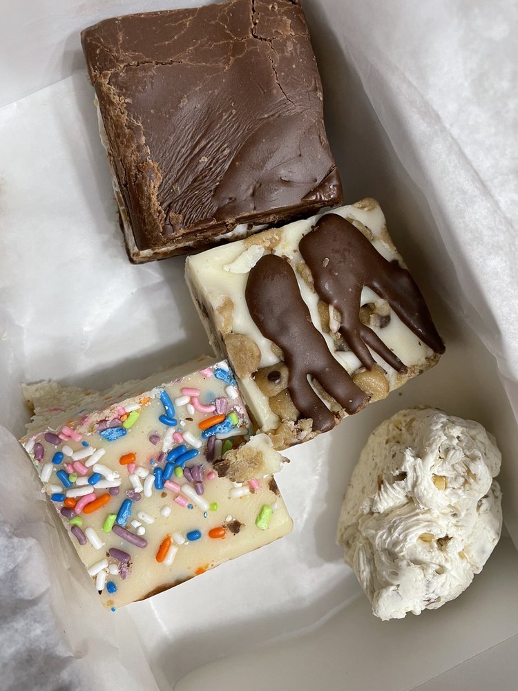 COTTAGE OF SWEETS 323 Photos & 237 Reviews Candy Stores Ocean Ave