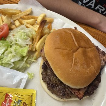 La Parrilla - Tex Mex Burger - Mexican Near Me - San Antonio, Texas