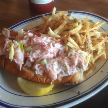 The Optimist - Lobster roll - Seafood Near Me - Atlanta, Georgia