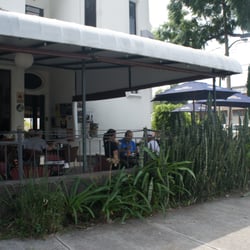 Bons Café - La terraza.