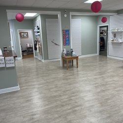 After Care Essentials - Reception area - sparkling clean!