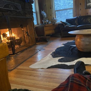 Odell Lake Lodge & Resort - Loved relaxing in front of the cozy fire - Hotels Near Me - Crescent, Oregon Odell Lake Lodge & Resort - Loved relaxing in front of the cozy fire - Hotels Near Me - Crescent, Oregon