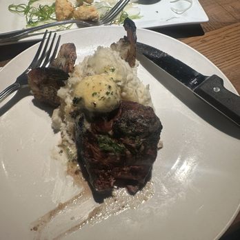 Oswego Grill - Filet mignon and Mash is potatoes - Steakhouses Near Me - Clackamas, Oregon Oswego Grill - Filet mignon and Mash is potatoes - Steakhouses Near Me - Clackamas, Oregon