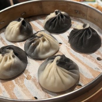 Steamy Dumplings - Truffle dumpling - Shanghainese Near Me - Ithaca, New York Steamy Dumplings - Truffle dumpling - Shanghainese Near Me - Ithaca, New York