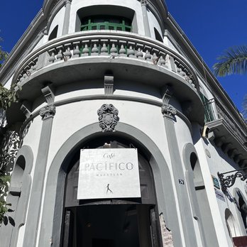 Cafe Pacifco Mazatlan - Bars Near Me - Mazatlán, SIN
