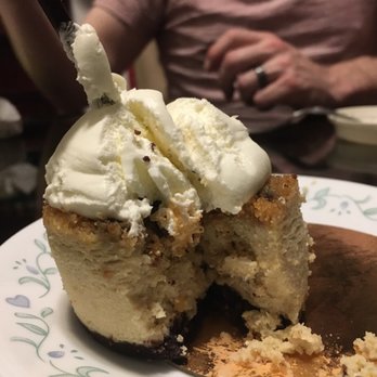 Paris Baguette - Tiramisu Mascarpone cheesecake - Bakeries Near Me - McLean, Virginia Paris Baguette - Tiramisu Mascarpone cheesecake - Bakeries Near Me - McLean, Virginia