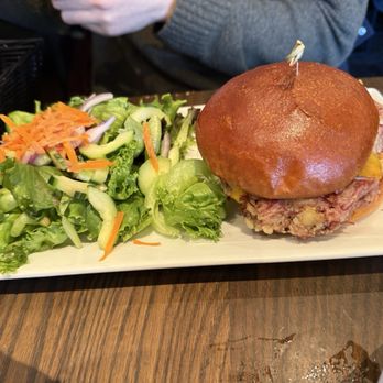 Café Luna - Corned Beef Hash Breakfast Sandwich - Coffee & Tea Near Me - Cambridge, Massachusetts