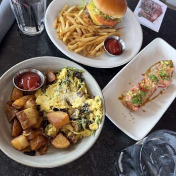 The Henry - Flower Child Scramble, Wagyu Cheeseburger*, Spicy Tuna & Crispy Rice* - New American Near Me - Nashville, Tennessee