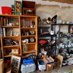 Home decor, art, dishes